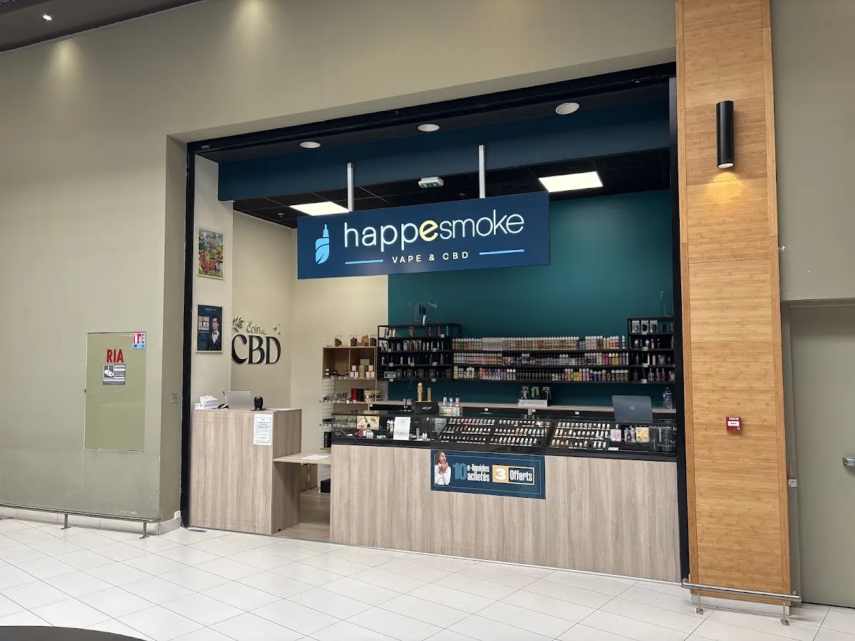 Vitrine du magasin HappeSmoke Marignane